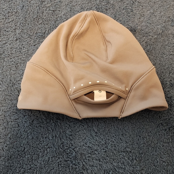 Lululemon Beanie - Picture 2 of 4